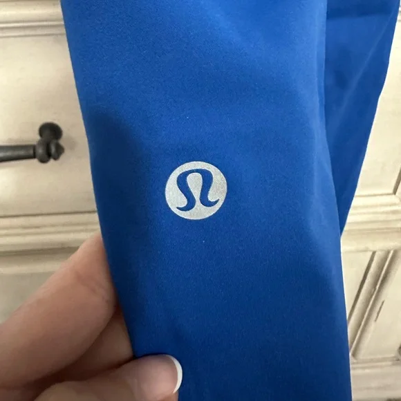 Lululemon Base Pace HR Tight 25” - Picture 4 of 9
